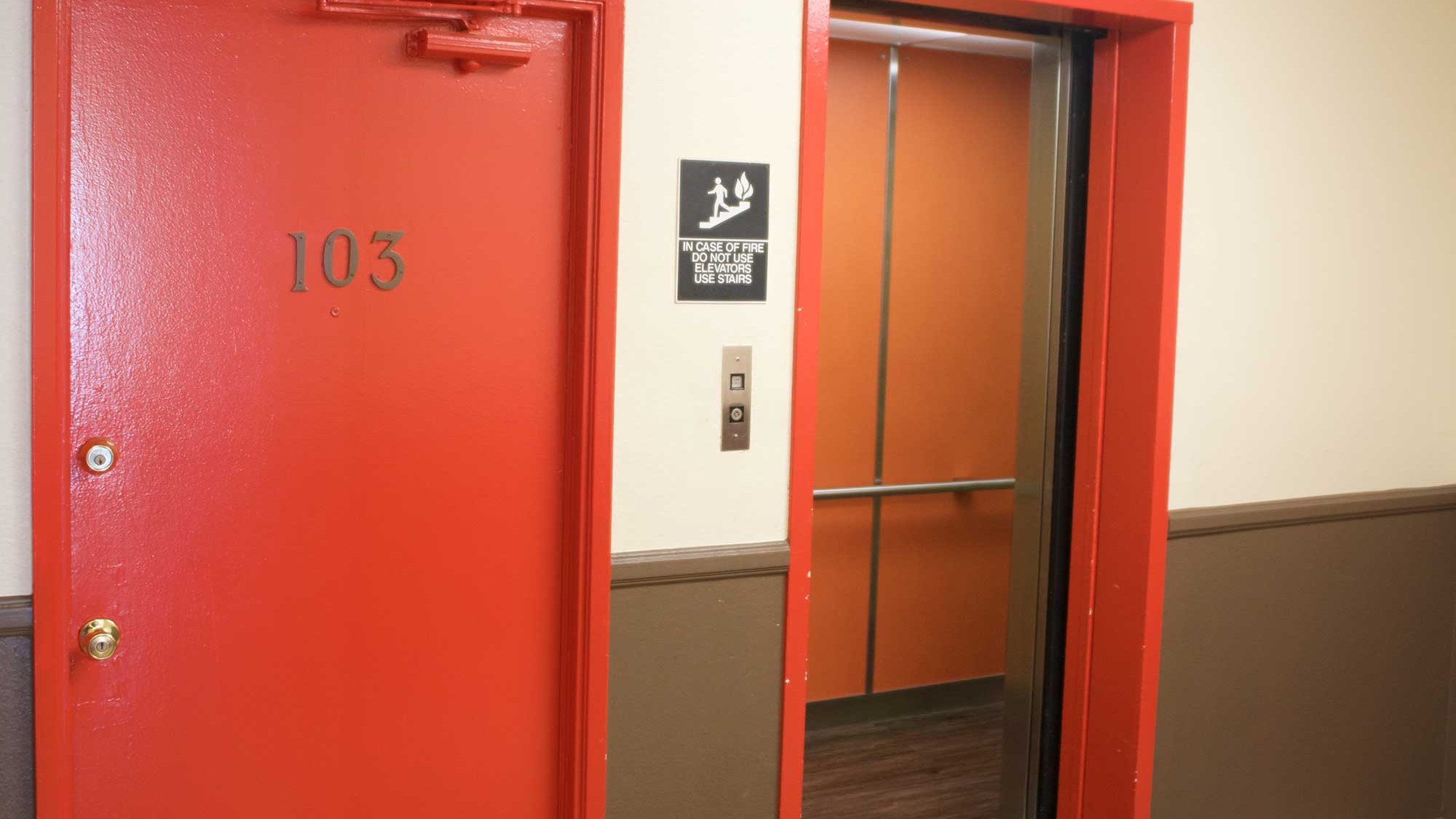 Apartment complex elevator